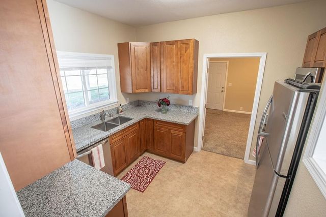 4555-B Paradise Ln, Auburn, CA 95602
