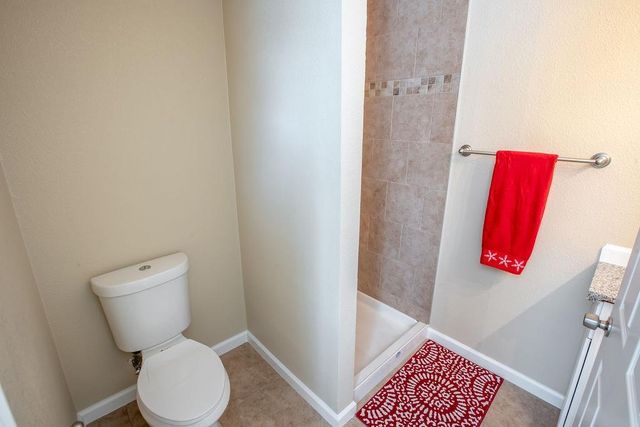 4555-B Paradise Ln, Auburn, CA 95602