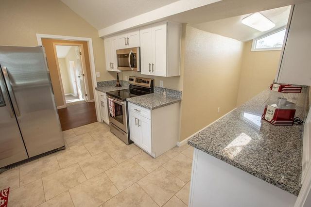 4555-B Paradise Ln, Auburn, CA 95602