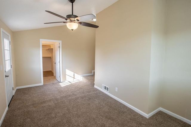 4555-B Paradise Ln, Auburn, CA 95602