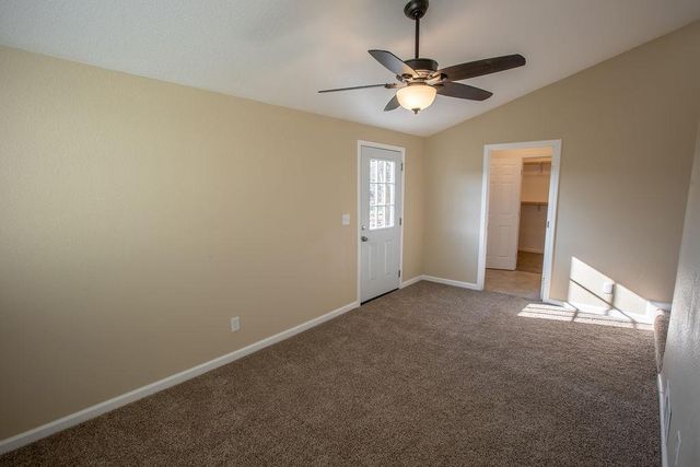 4555-B Paradise Ln, Auburn, CA 95602