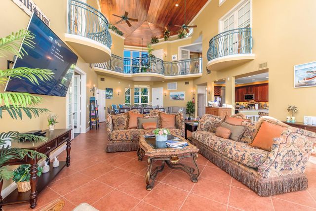 4643 NE Ocean Boulevard, Jensen Beach, FL 34957