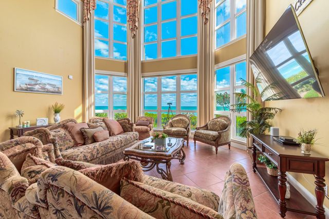 4643 NE Ocean Boulevard, Jensen Beach, FL 34957