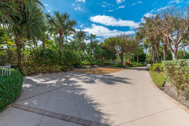 4643 NE Ocean Boulevard, Jensen Beach, FL 34957