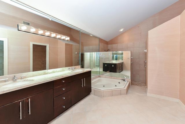 10209 Spyglass Way, Boca Raton, FL 33498