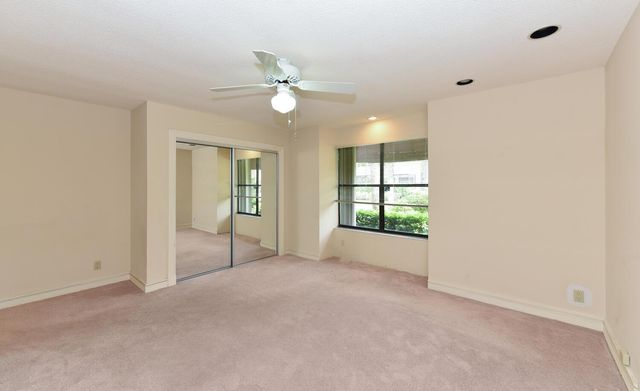 10209 Spyglass Way, Boca Raton, FL 33498