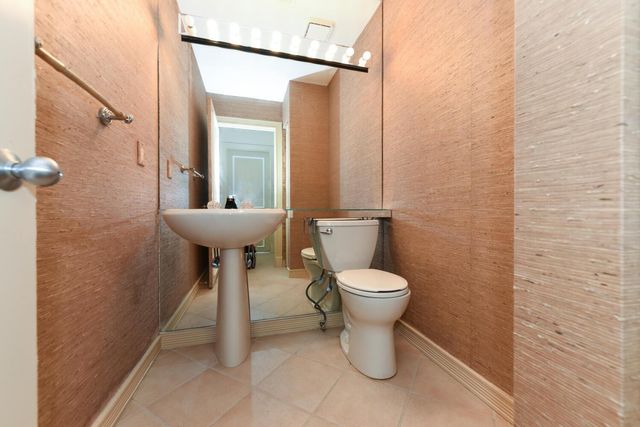 10209 Spyglass Way, Boca Raton, FL 33498