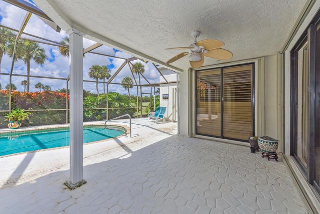 10209 Spyglass Way, Boca Raton, FL 33498