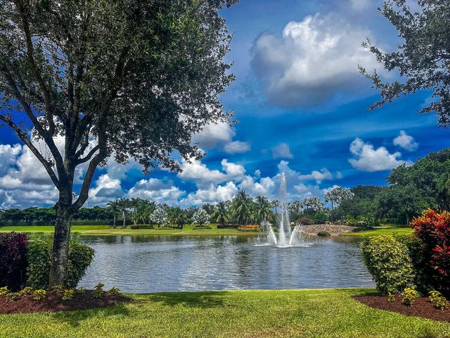 10209 Spyglass Way, Boca Raton, FL 33498