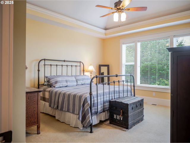 360 HILLTOP Dr, Seaside, OR 97138