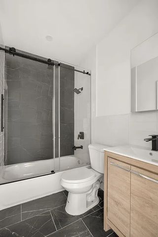 9 KANE Place, New York City, NY 11233