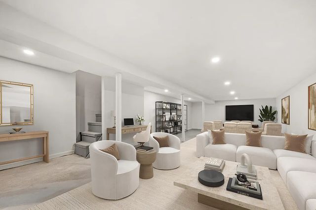 9 KANE Place, New York City, NY 11233