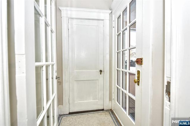 228 Ridgefield Avenue, Bogota, NJ 07603