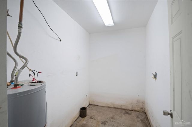 1421 S 10th Avenue, Edinburg, TX 78539