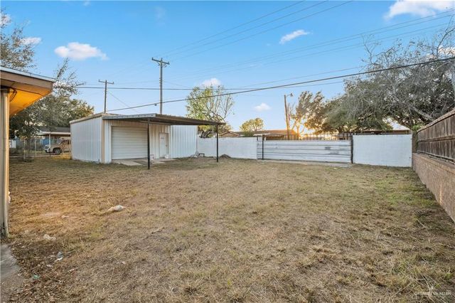 1421 S 10th Avenue, Edinburg, TX 78539