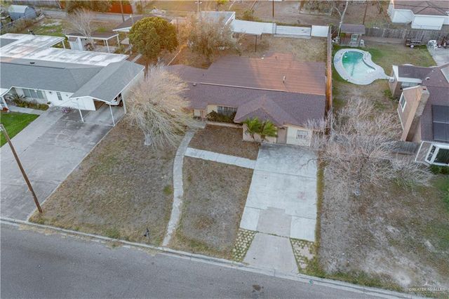 1421 S 10th Avenue, Edinburg, TX 78539