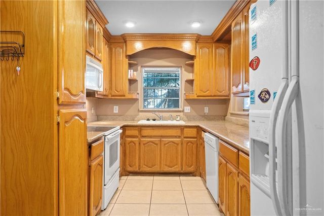 1421 S 10th Avenue, Edinburg, TX 78539