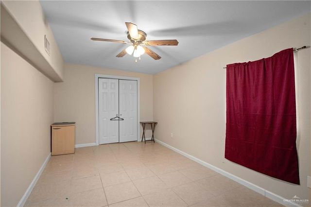 1421 S 10th Avenue, Edinburg, TX 78539