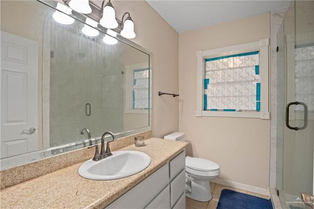 1421 S 10th Avenue, Edinburg, TX 78539