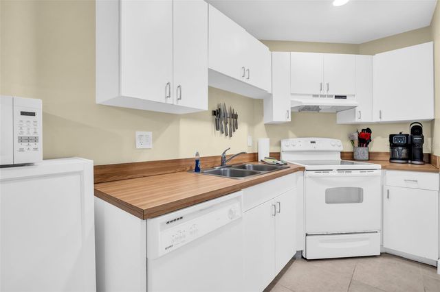 1515 PINELLAS BAYWAY S 14, Tierra Verde, FL 33715