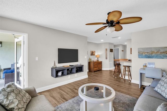 1515 PINELLAS BAYWAY S 14, Tierra Verde, FL 33715