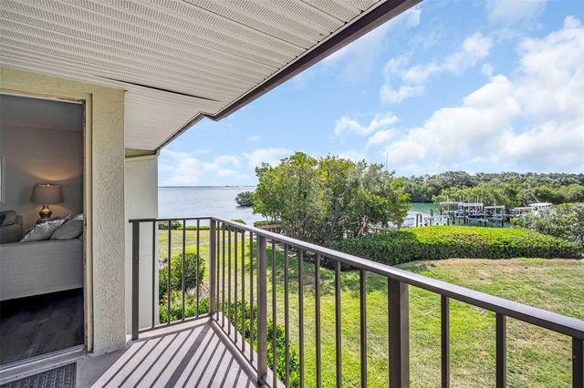 1515 PINELLAS BAYWAY S 14, Tierra Verde, FL 33715
