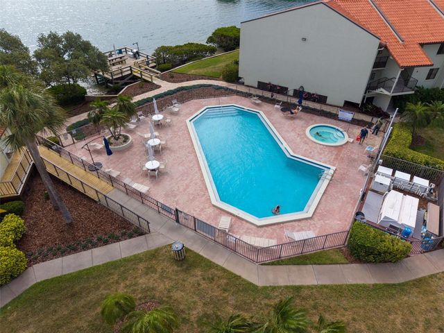1515 PINELLAS BAYWAY S 14, Tierra Verde, FL 33715