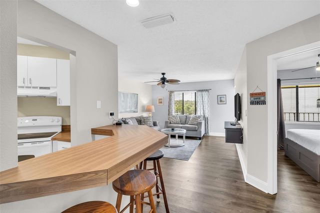 1515 PINELLAS BAYWAY S 14, Tierra Verde, FL 33715