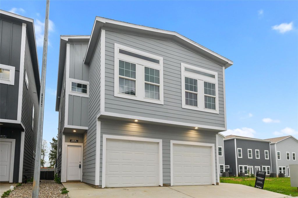 4919 Paradigm Lane, Spring, TX 77379