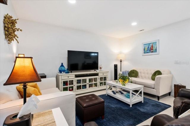 1708 GLENHOUSE DRIVE 313, Sarasota, FL 34231