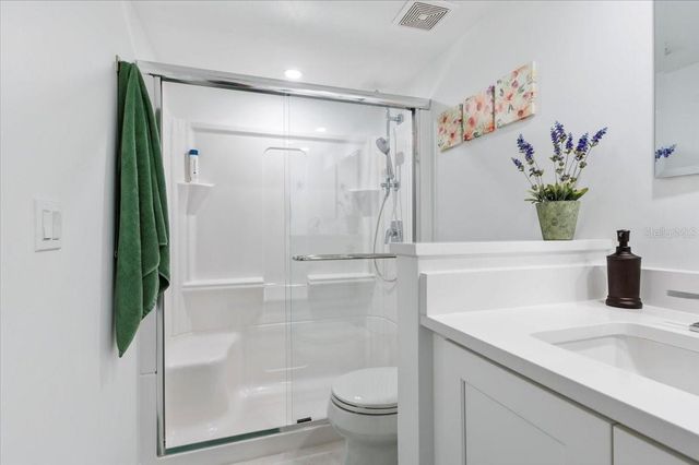 1708 GLENHOUSE DRIVE 313, Sarasota, FL 34231