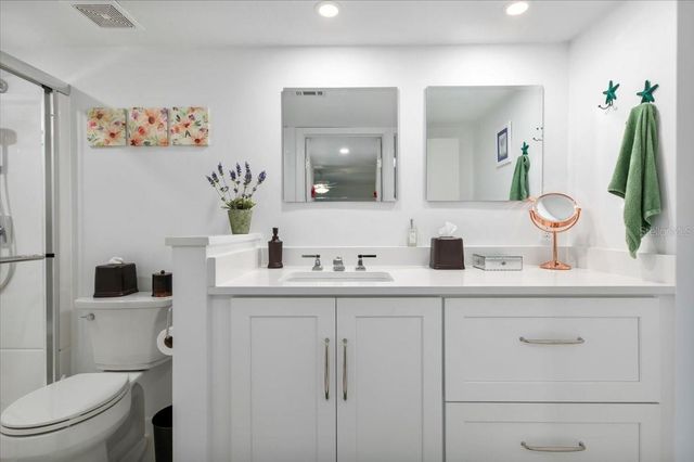 1708 GLENHOUSE DRIVE 313, Sarasota, FL 34231