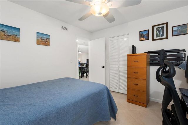 1708 GLENHOUSE DRIVE 313, Sarasota, FL 34231