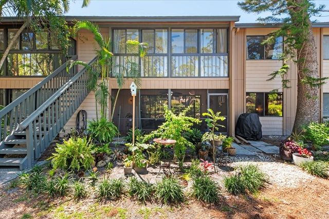 1708 GLENHOUSE DRIVE 313, Sarasota, FL 34231