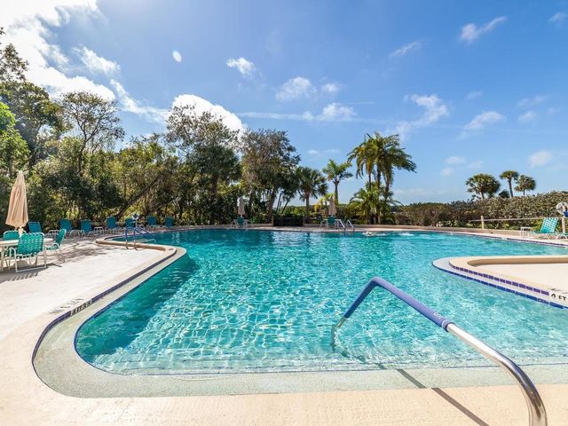 1708 GLENHOUSE DRIVE 313, Sarasota, FL 34231