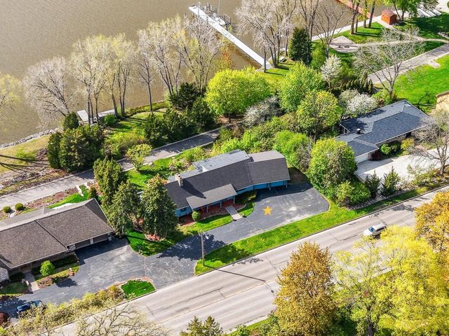 2512 RIVERSIDE DRIVE, Green Bay, WI 54301
