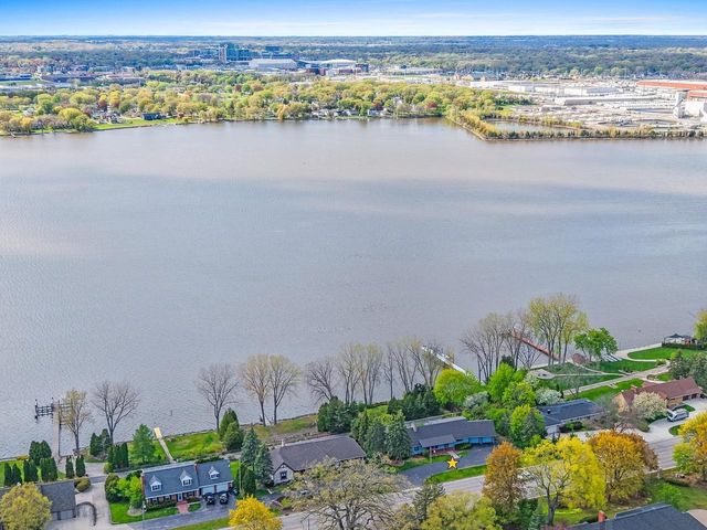 2512 RIVERSIDE DRIVE, Green Bay, WI 54301