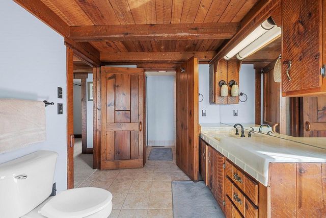 2512 RIVERSIDE DRIVE, Green Bay, WI 54301