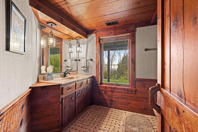 2512 RIVERSIDE DRIVE, Green Bay, WI 54301