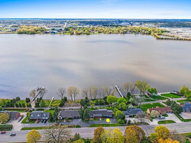 2512 RIVERSIDE DRIVE, Green Bay, WI 54301