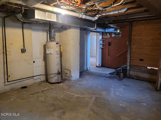 805 West Street, Genoa, OH 43430