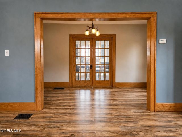805 West Street, Genoa, OH 43430