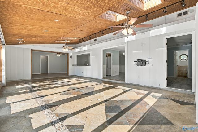 10103 McDowling Court SE, Huntsville, AL 35803