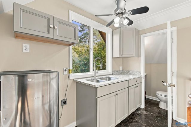 10103 McDowling Court SE, Huntsville, AL 35803
