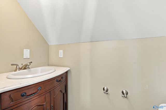 10103 McDowling Court SE, Huntsville, AL 35803