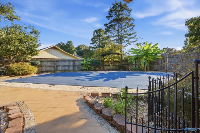10103 McDowling Court SE, Huntsville, AL 35803