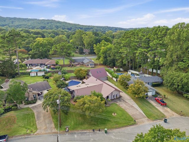 10103 McDowling Court SE, Huntsville, AL 35803