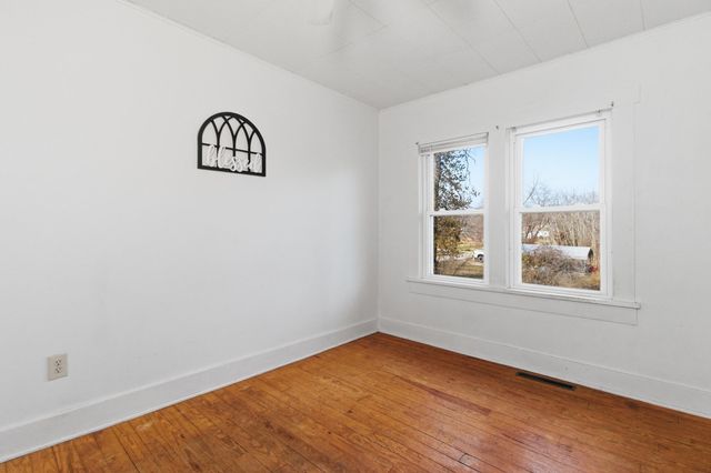 1020 Sycamore Street, Cabool, MO 65689