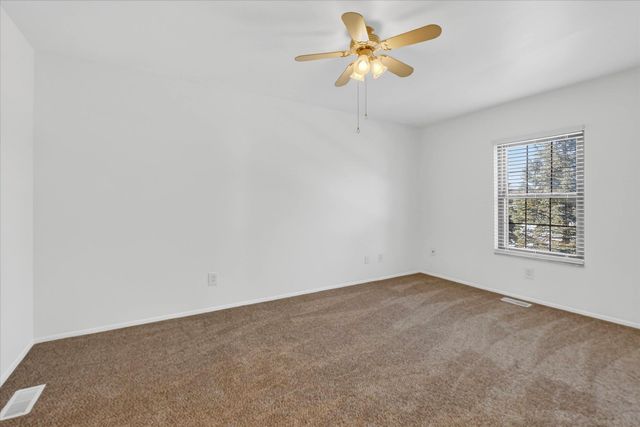 35132 N Bay Circle 16, Harrison Twp, MI 48045