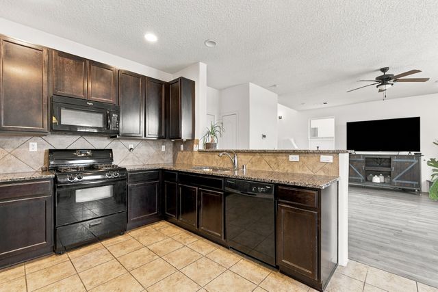 3812 Montana Verde, Santa Fe, NM 87507
